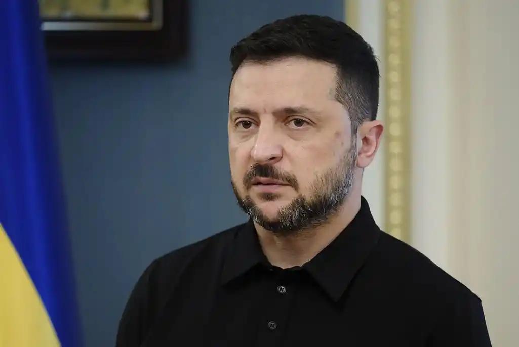 乌克兰总人口几千万，犹太人仅仅只有8万。可偏偏就是这不到0.2%的极少数群体，却