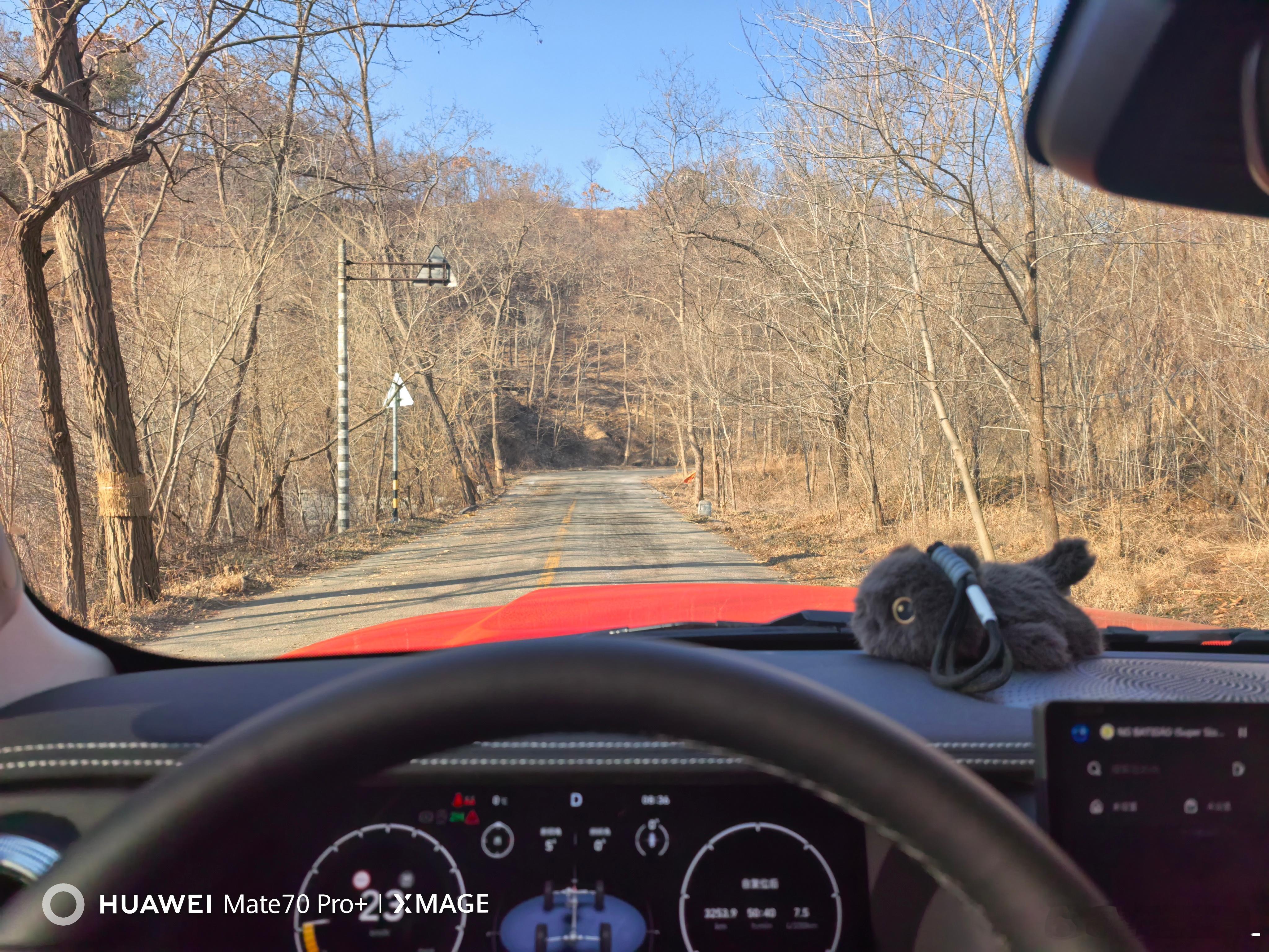 去外婆家，特意绕个小路。真是一场酣畅淋漓的越野啊。