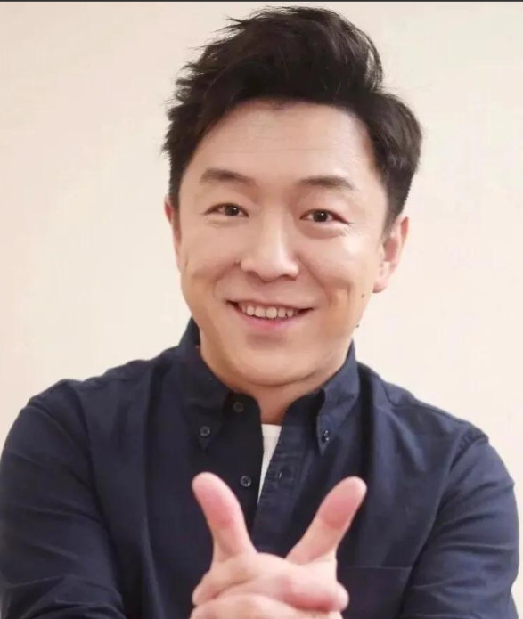 有一次，黄渤参加一个典礼，柳岩问他：“你怎么喜欢二手货啊？”黄渤思考后的回答，让