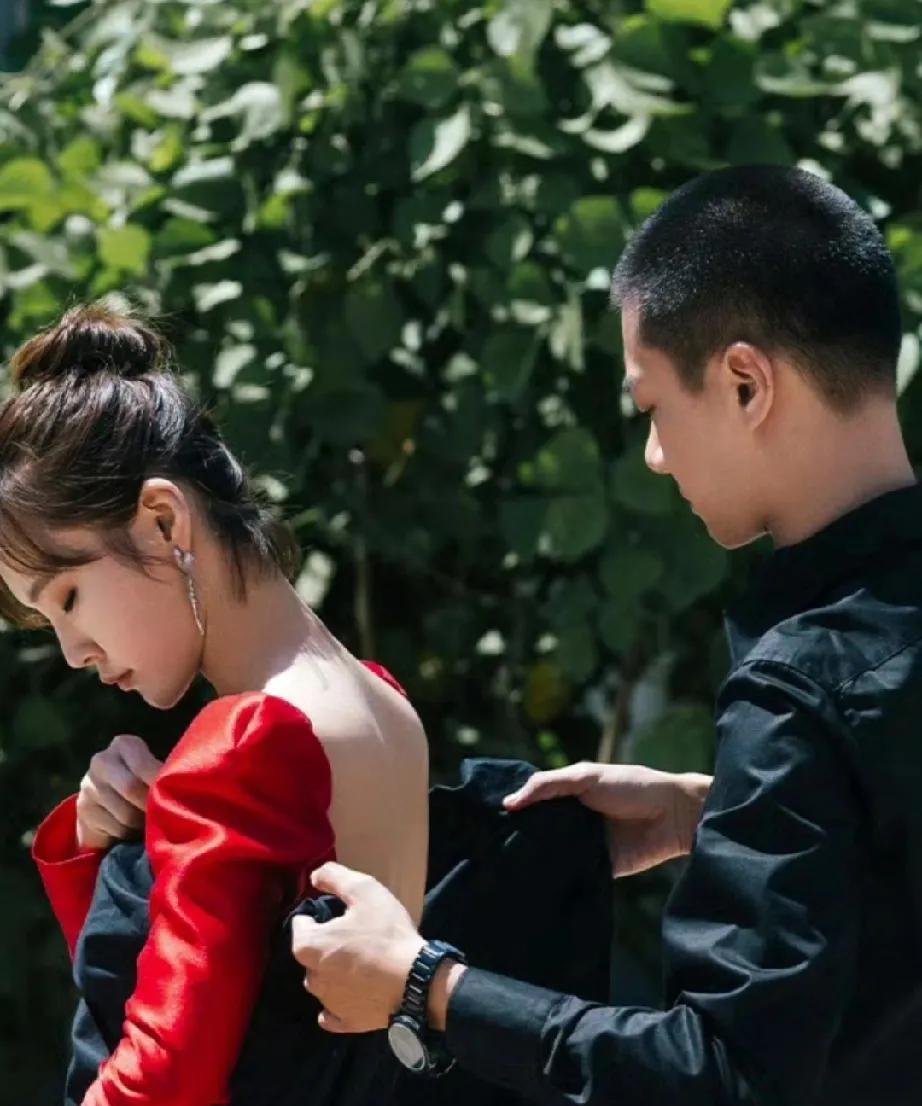 现在全网最幸福的人应该是张佳宁了，恐婚的她终于不恐婚了，在真爱面前，年龄差完