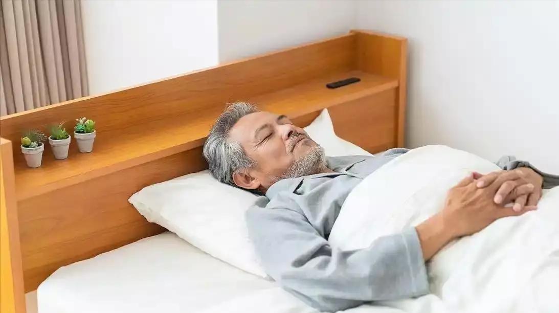 睡眠变化是衰老的显著信号人老不老，先看睡觉。这句话您可别不当