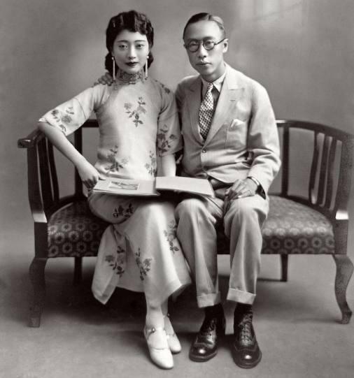 溥仪晚年吐露过一句真心话：这辈子没碰过婉容，不是因为讨厌她，而是大婚那天的一眼，把他这一生都给毁了，