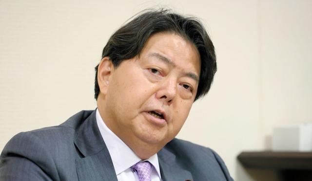 9.3临近，日本陷入“最后的疯狂”，政府不否认呼吁全球抵制中国阅兵，学者大赞“干
