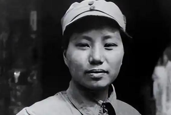 1950年，美女匪首吴珍子在甘肃被俘，面对审问，她红着眼，对审讯人员说："实不相