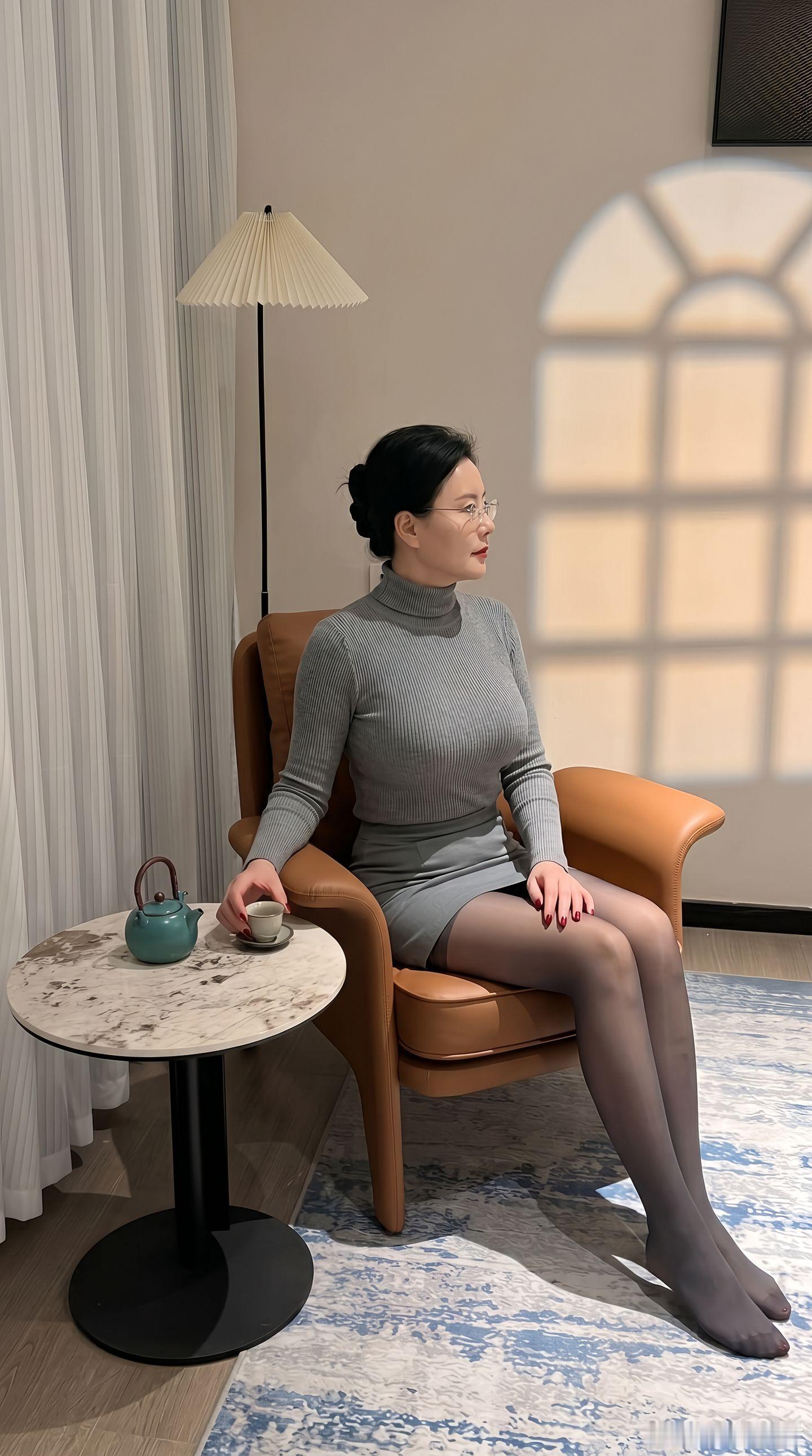 风韵犹存的岳母