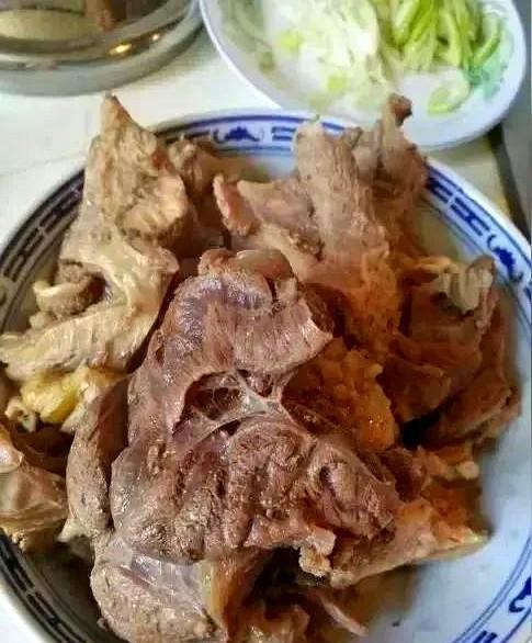 今天第二次煮牛肉，200元买的六斤牛肉竟然煮出足足五斤熟肉，把卖肉的老板娘都惊傻