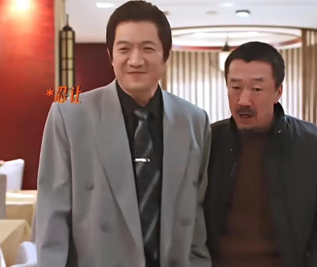 郭京飞演活了，但导演“骗”了你。你以为《老舅》讲的是江湖义气？错了。它剥开