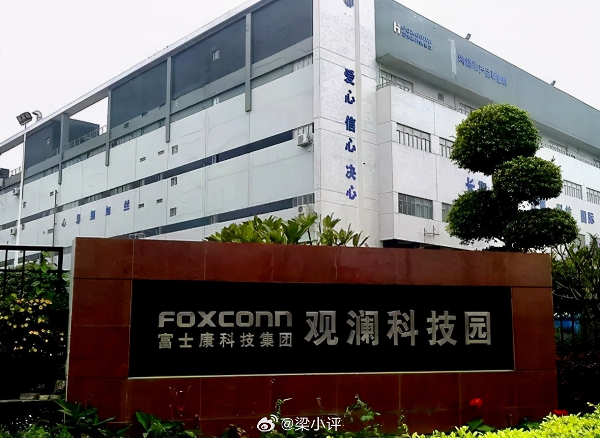 鸿海精密2026年3月&前3个月营业收入（换算成RMB）3月单月营收：1,7