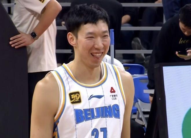 赵睿首秀！CBA常规赛北京84-74江苏，这3位球员是赢球最大功臣！1.周琦，