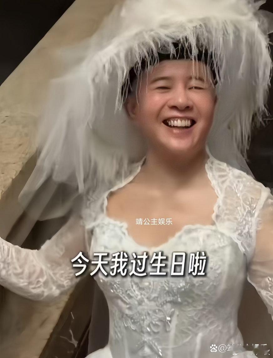 金龟子60岁生日，也是与丈夫王宁结婚30周年纪念日，特意拍了组婚纱照，二人好恩爱
