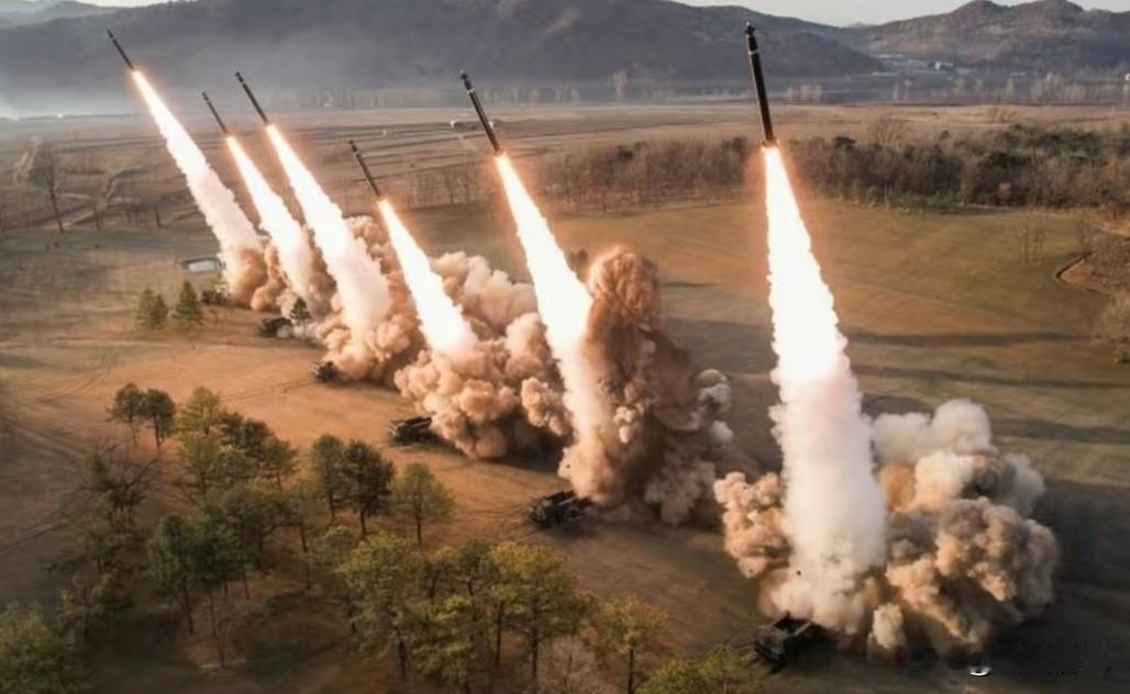 日本惊出一身冷汗！日本军舰刚挑衅性的经过台湾海峡，朝鲜直接朝着日本经济海域方向发