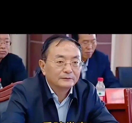 《敢说实话的教授上热搜教授》播放量：4218点赞量：164​​​