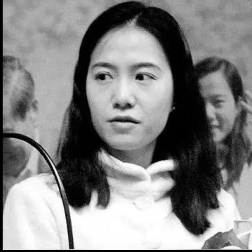 倔强女孩翁帆，她与杨振宁的婚姻才是她正确的选择，把自己从一个普通女孩，变成了科学