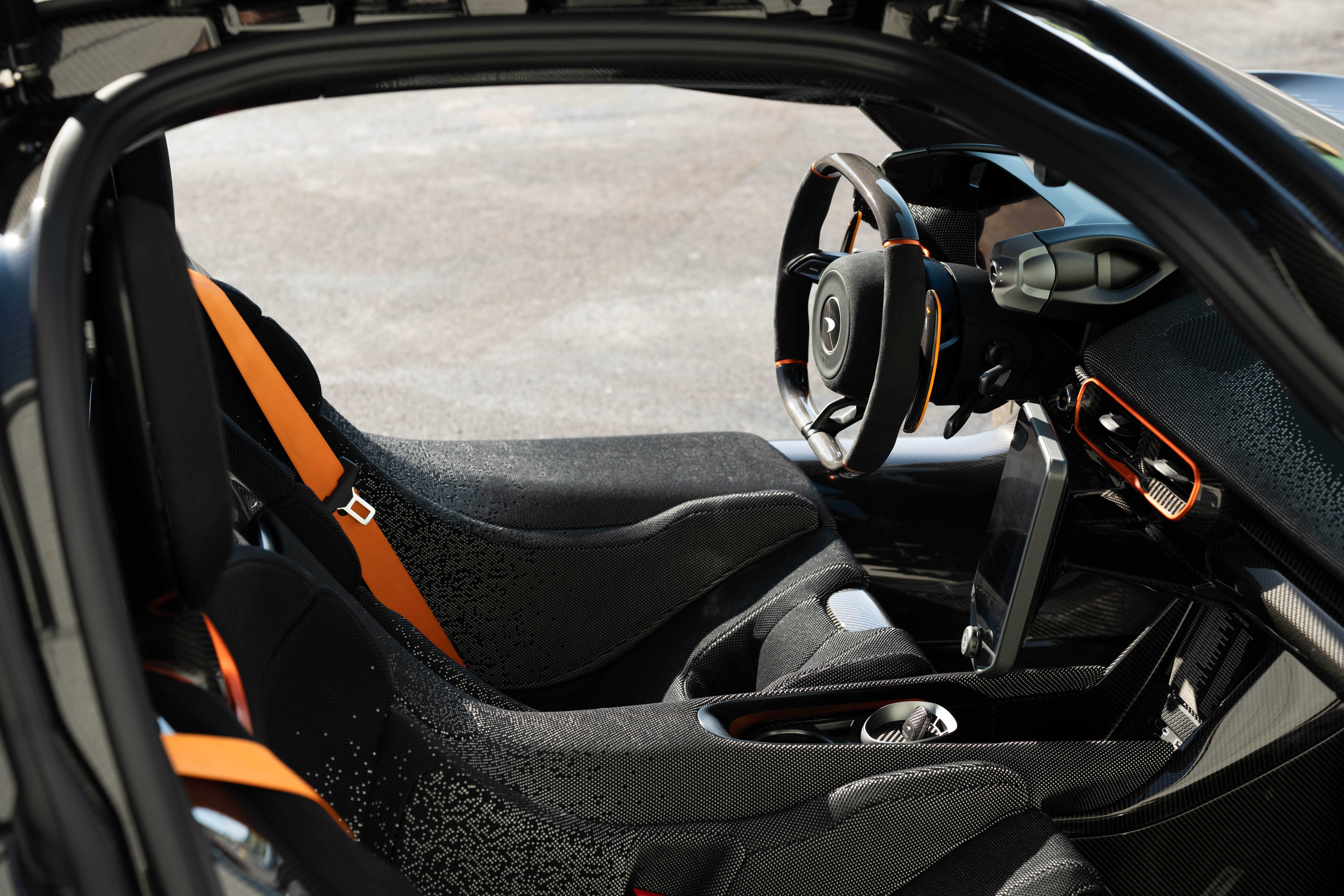 McLarenW1迈凯伦全新旗舰超跑家族迄今为止圈速、加速最快搭载4.0T