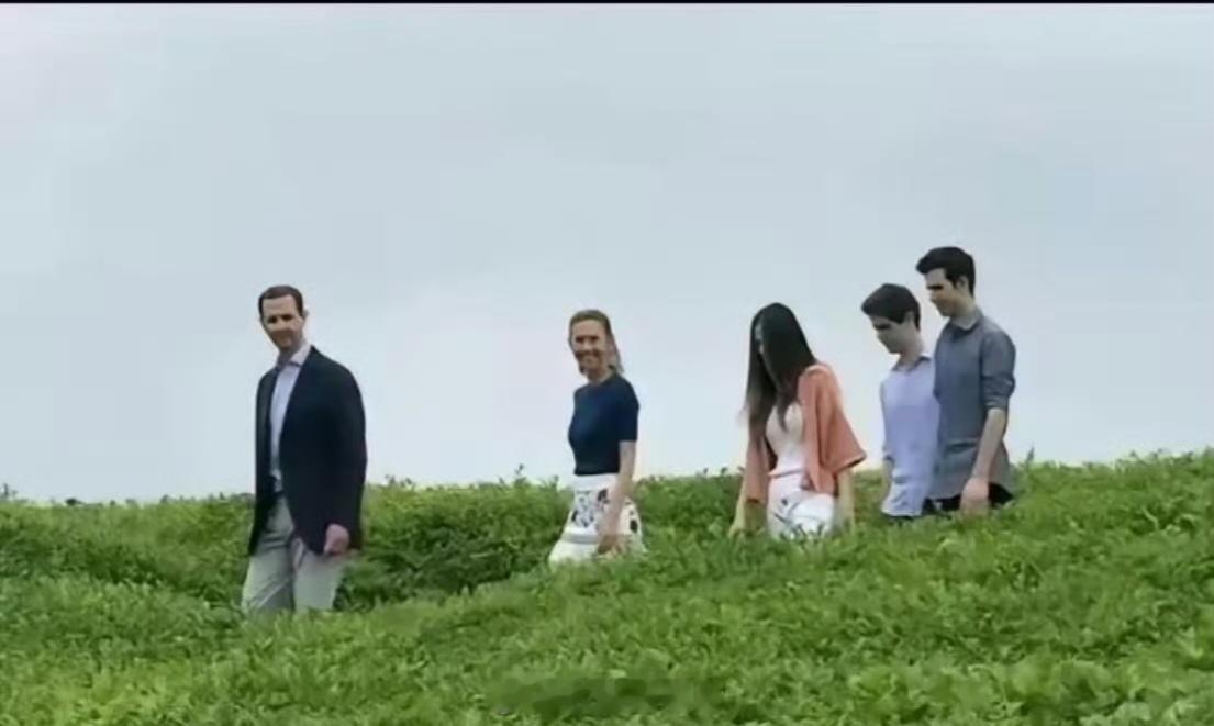 叙利亚前总统被判死刑，这是巴沙尔·阿萨德在中国访问时，在灵隐寺留下的珍贵照片。几