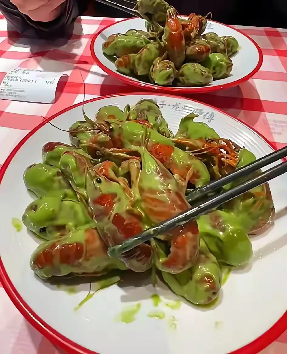 搞成了这样子的小龙虾你会吃吗？