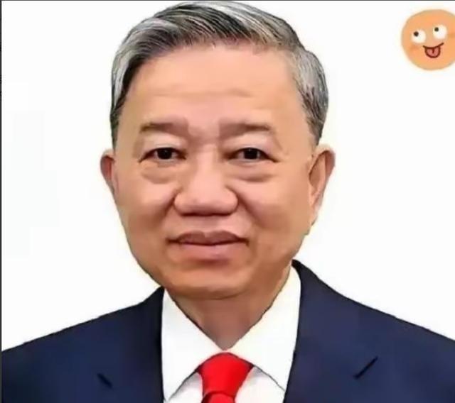 越南终于摊牌了，最近越南相关部门负责人，直接下了死命令：哪怕砸锅卖铁，那条把国家