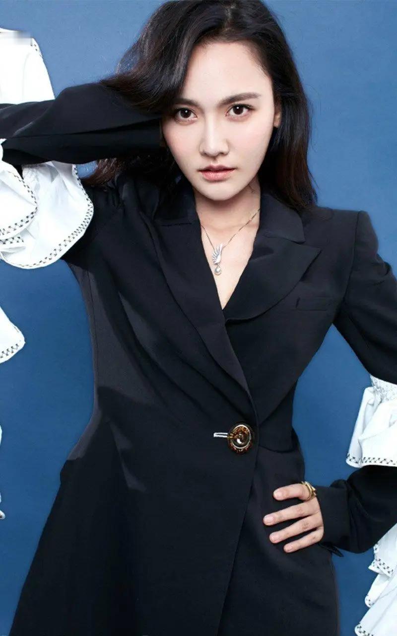 你可以说，孙骁骁长相不行也可以说，孙骁骁人品不行唯独有一样，你不能说她不