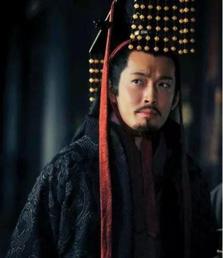 三国里孙策之死，一直是个谜，很多人怀疑和孙权有关。公元200年，孙策丹徒狩猎时遭