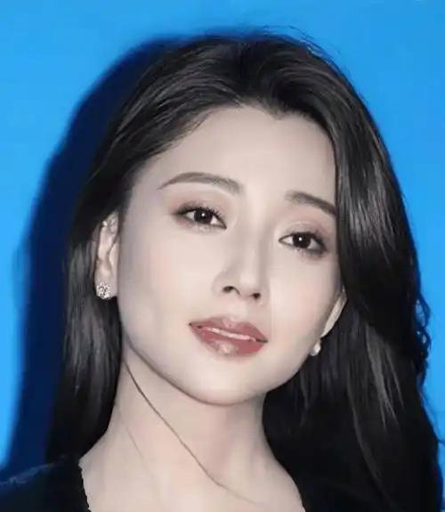 你能想象吗？跟闺蜜老公拍6条吻戏后，殷桃当着他的面拨通闺蜜电话免提！祖峰攥着