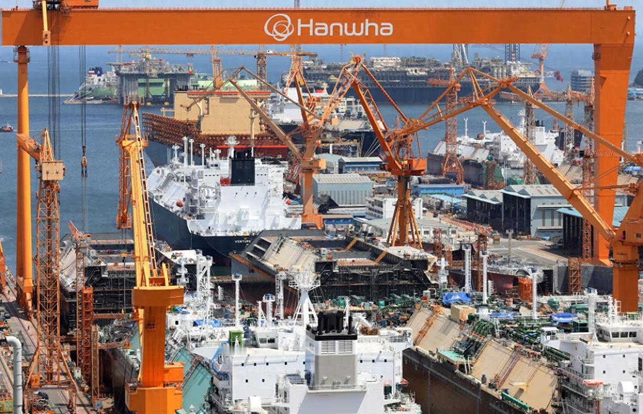 中国一箭双雕，除美国外，韩企巨头也在列，韩国请求中方网开一面2025年10月