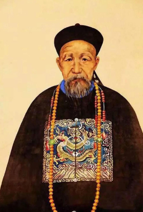 1858年，曾国藩拜访左宗棠，左问管家：“坐轿子来的，还是骑马来的？”“坐轿子来