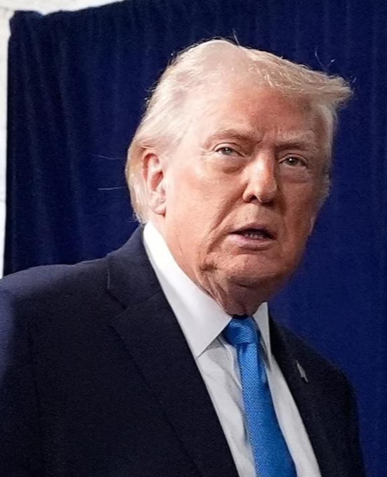 特朗普是真能折腾80岁的特朗普从来就不是个安分的人，连饮食睡眠这些日常琐事，都