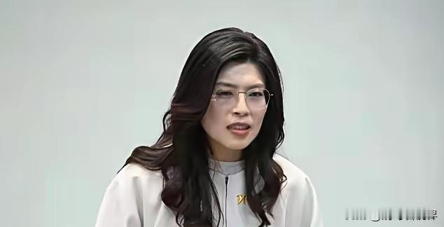 郑丽文不选，不是因为不想，而是不能。韩国瑜不选，是因为知道一选就翻旧账，罢