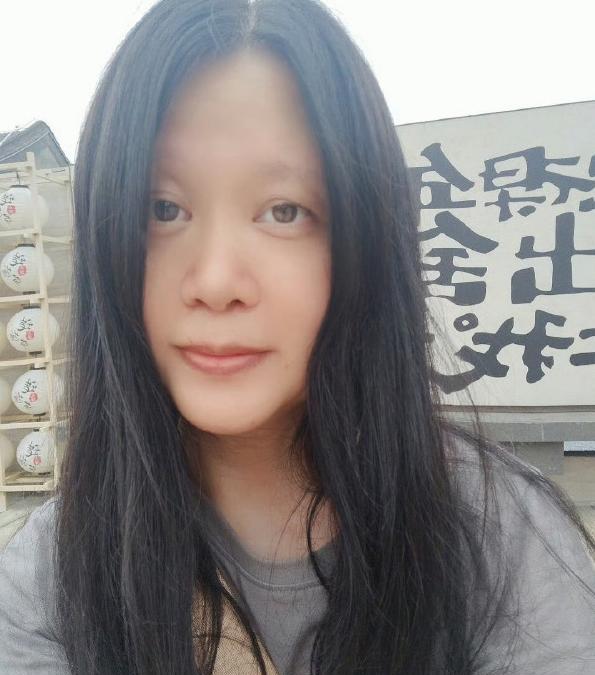 木子美在发文回顾了她多年前与新周刊创始人孙冕的几次深入交流后，这几天又把火烧得更