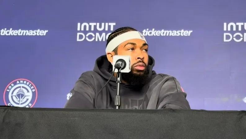 笑死！英格拉姆真是迷之自信了！NBA媒体日又出金句。快船球员布兰登·英格拉姆近日接受采访，他谈到了自