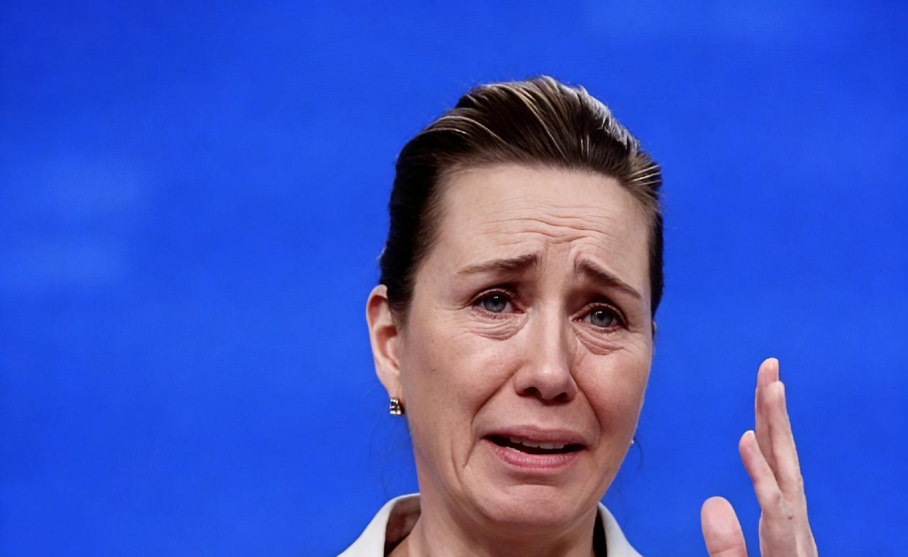 丹麦女首相天天以泪洗面美国为了想买格陵兰岛，居然拿关税大棒吓唬丹麦，这吃相属实