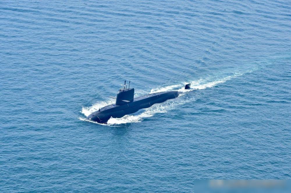巴基斯坦进口的“麒麟”级潜艇走走停停，还没回家呢—巴基斯坦进口的“麒麟”级潜