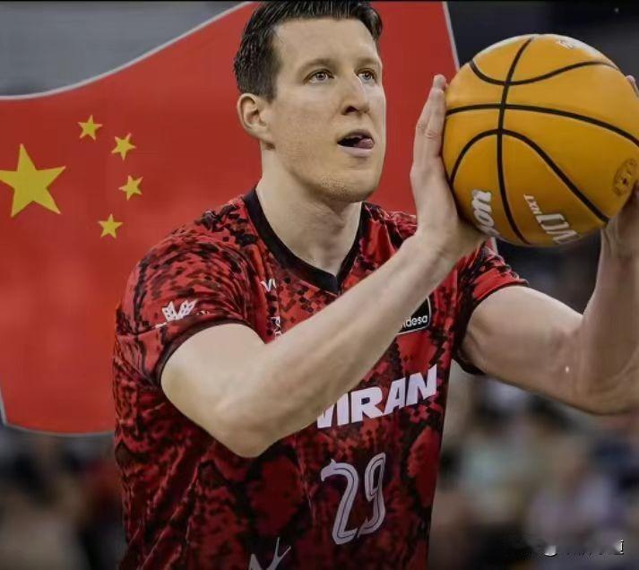 广东宏远选外援有点看不懂，沉寂了一个休赛期，我以为是厚积薄发，谁曾想竞签来一个博