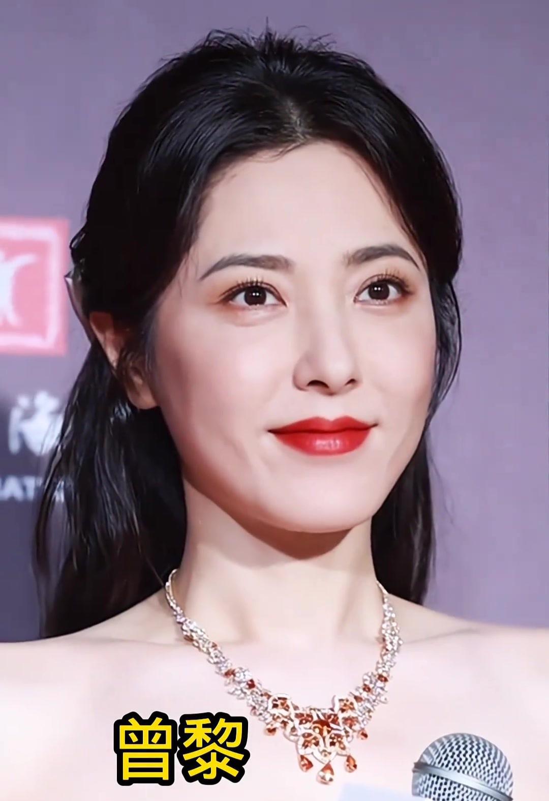 4️⃣9️⃣明星