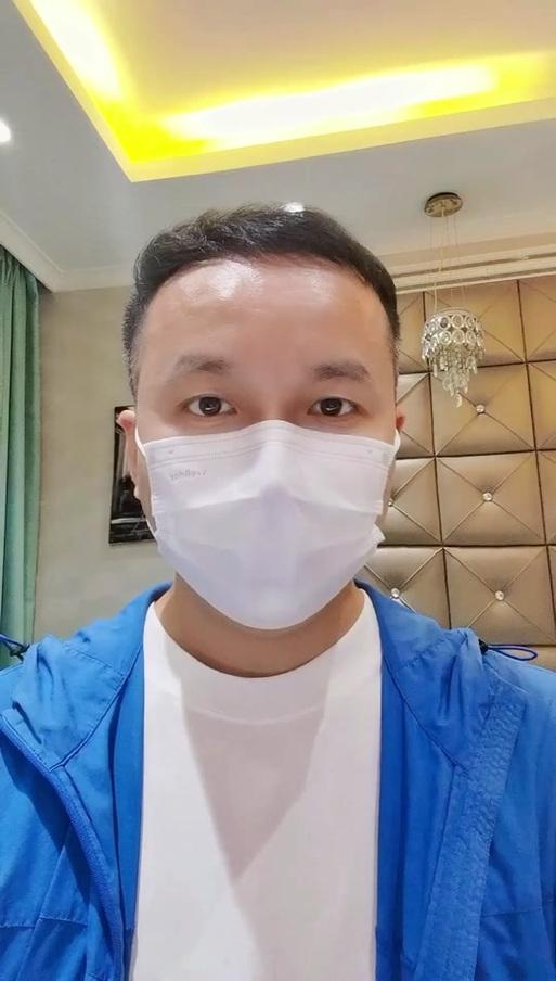 上官正义又立功了。原来，上官正义举报的河南邓州废品站残障人员是逃犯。 据上