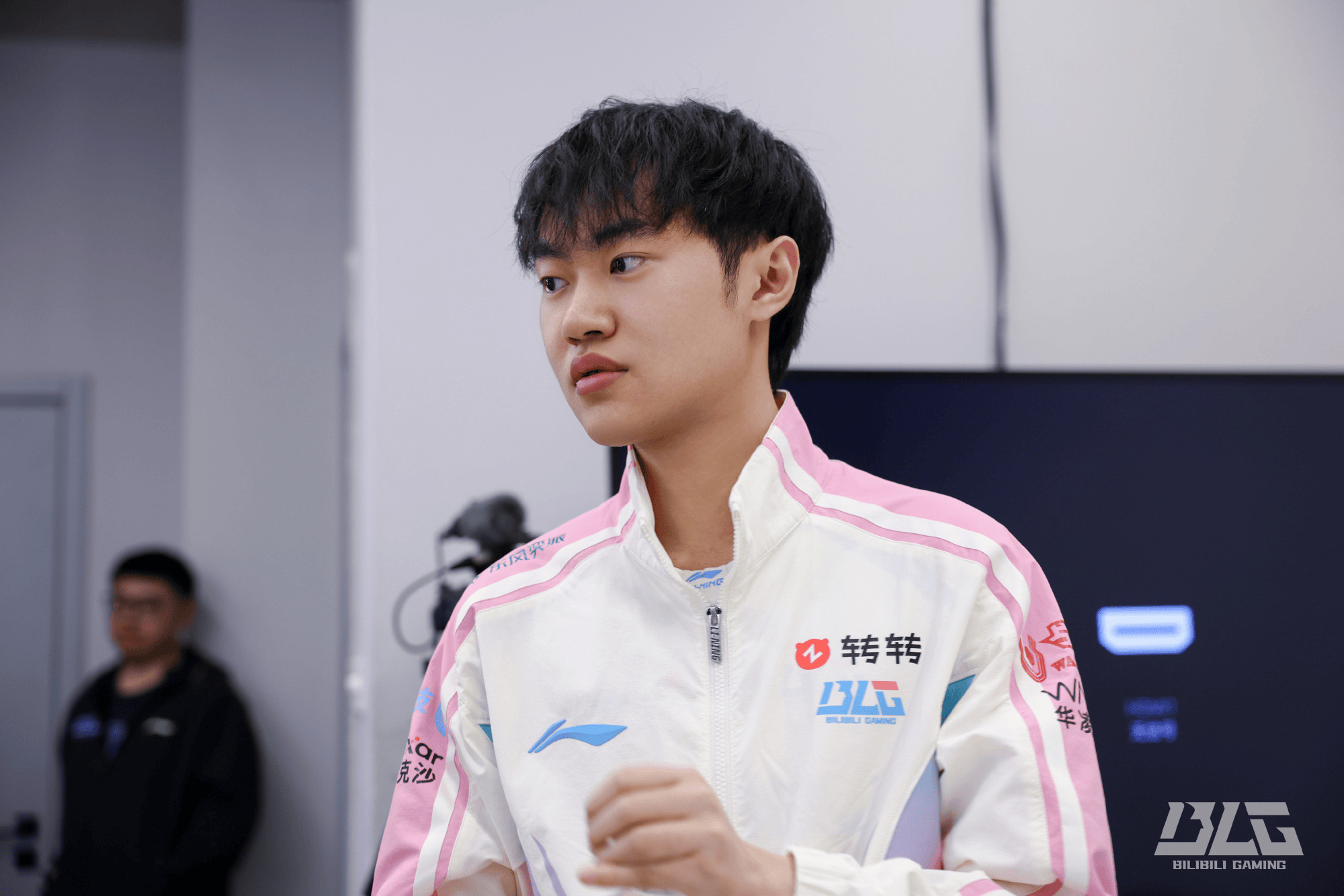 Knight生涯第四次斩获LPL常规赛MVP，追平Doinb并列历史第一Doin