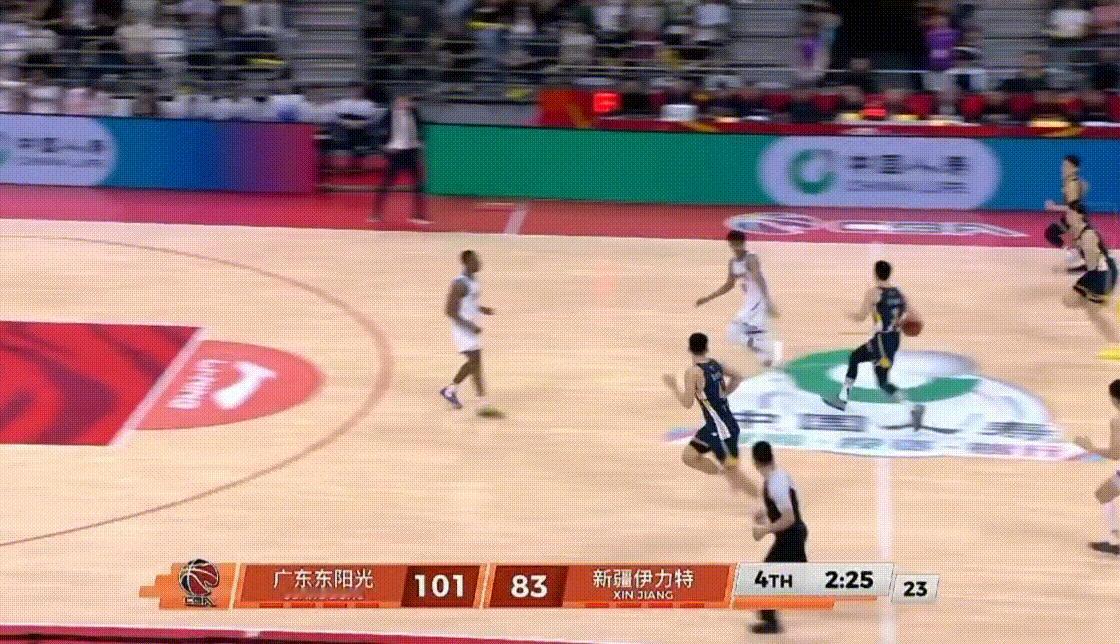 疆粤大战，广东队不仅以93-79战胜了新疆队，还迎来了三大好消息！一、徐杰状