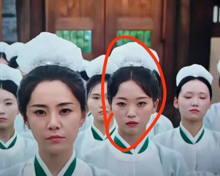 --短剧演员为什么不愿意演长剧，说白了就是因为胜任不了呗。现如今短剧出现在各个