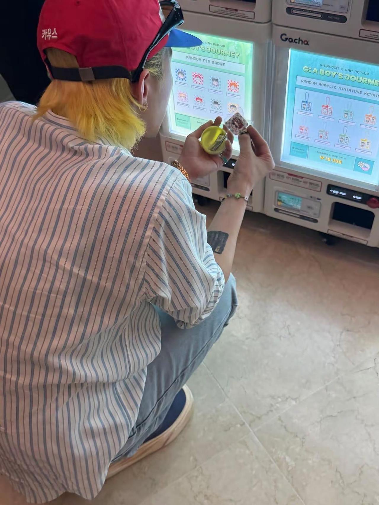 欧巴的新发色终于露出来啦！
