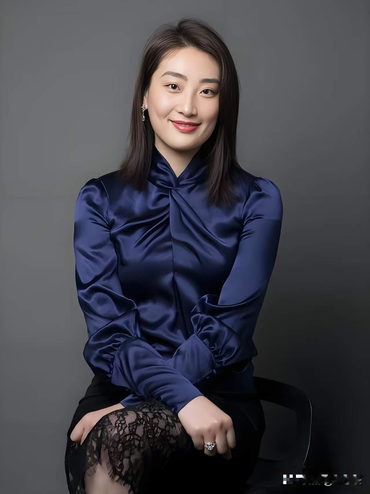 被震惊到了！宗馥莉辞职，走得很干脆，刚宣布“娃小宗”不久就被集团踢出。这次辞