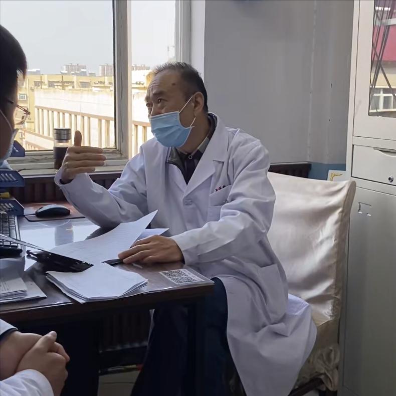 一天接诊4位年轻的肝癌患者，发现他们身上竟有这3个共性！昨天一天接诊了4位肝癌