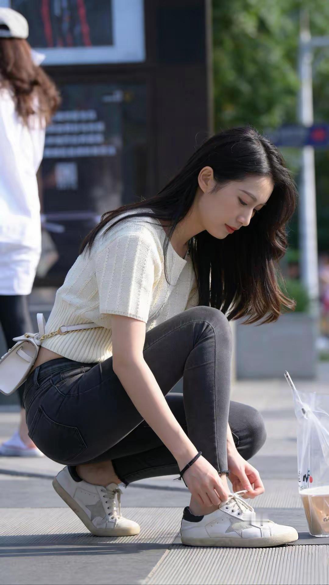 你认为漂亮的女人什么时候最迷人