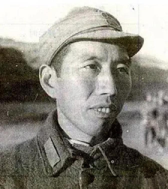1946年王震带2000残兵到吕梁，军区司令和政委双双降职却平静交权这支