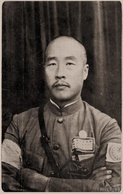 韩复榘被枪决时，身中7弹（头部2弹，身上5弹）。蒋介石知道后，训斥戴笠：“我说过