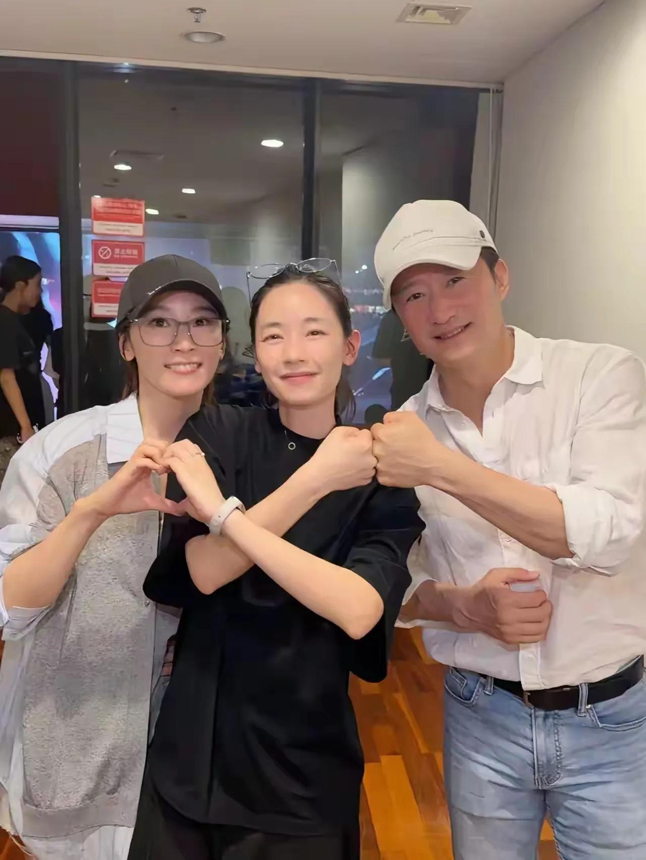 谢霆锋演唱会嘉宾阵容强大，完美诠释：始于颜值陷于才华忠于人品谢霆锋这轮演唱会，