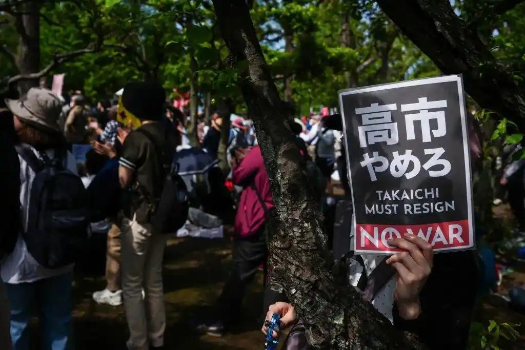 创下近年规模新高！东京五万人集结示威，怒挡修宪野心，狠狠戳破日本右翼的美梦。 
