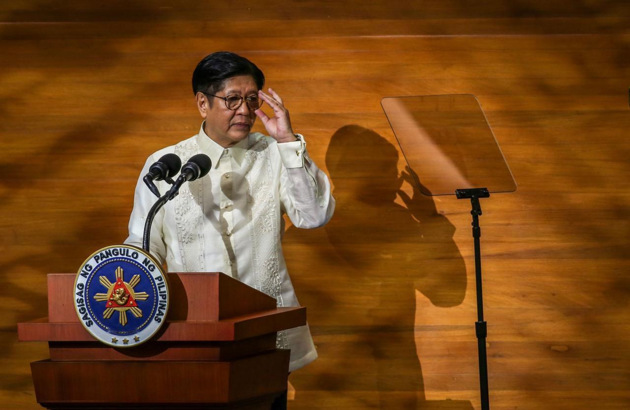 被亲姐姐当众指控染上“毒瘾”，菲律宾总统已是众叛亲离 随着菲律宾政坛内斗加剧