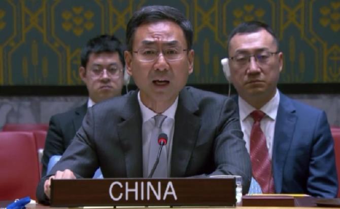 就在刚刚东方大国怒了！7月31日的联合国安理会大厅，美国代表正唾沫横飞地
