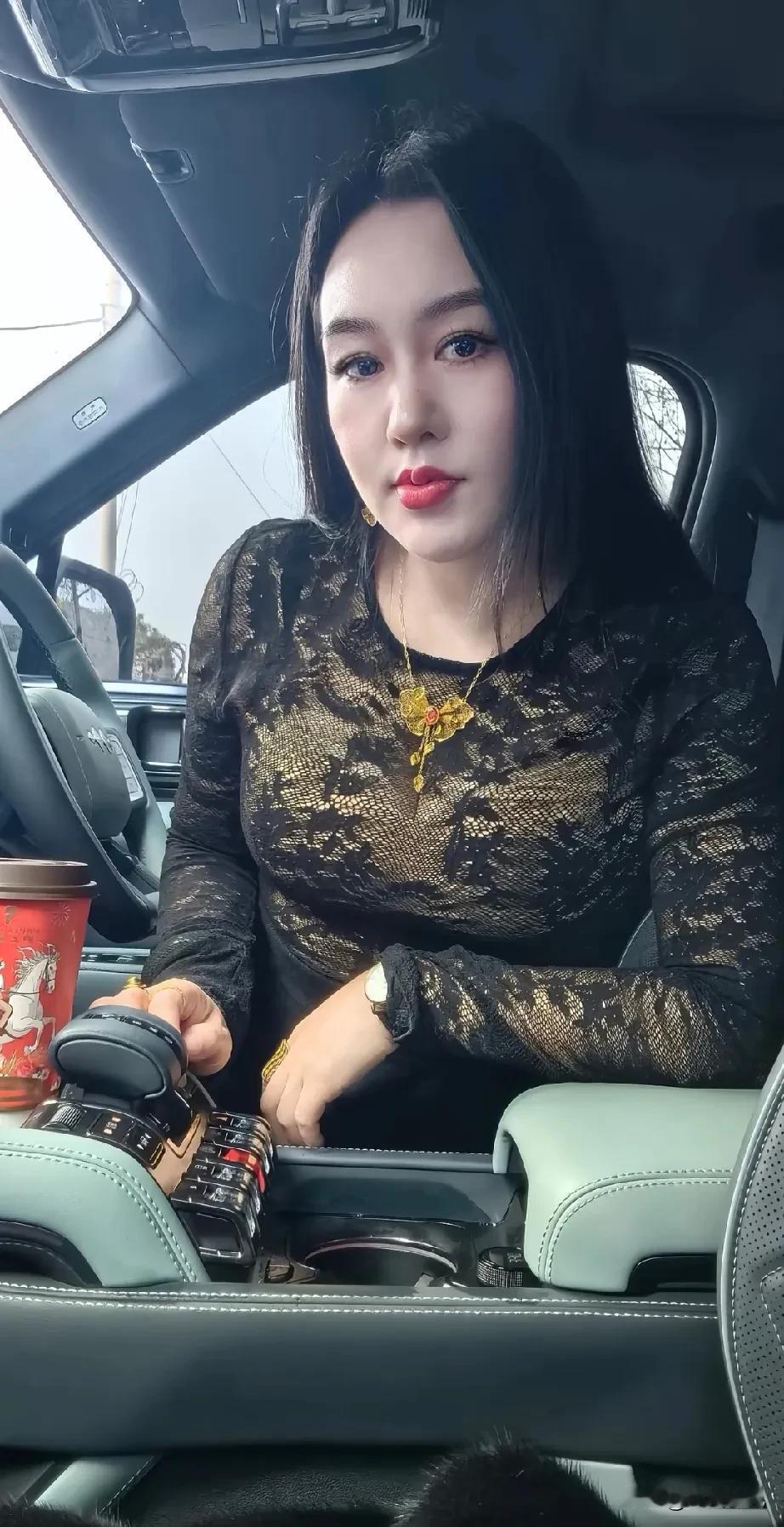 真正漂亮的女人珠圆玉润你觉得对吗？微胖女生美容颜