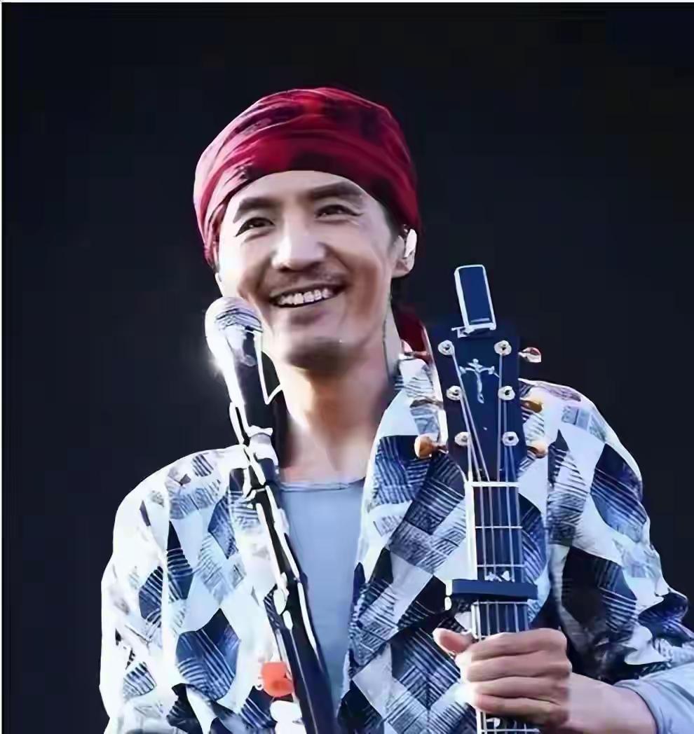 【朴树是真还是不成熟？】朴树又上新闻了，卡里只有15元，2026停止演出。朴